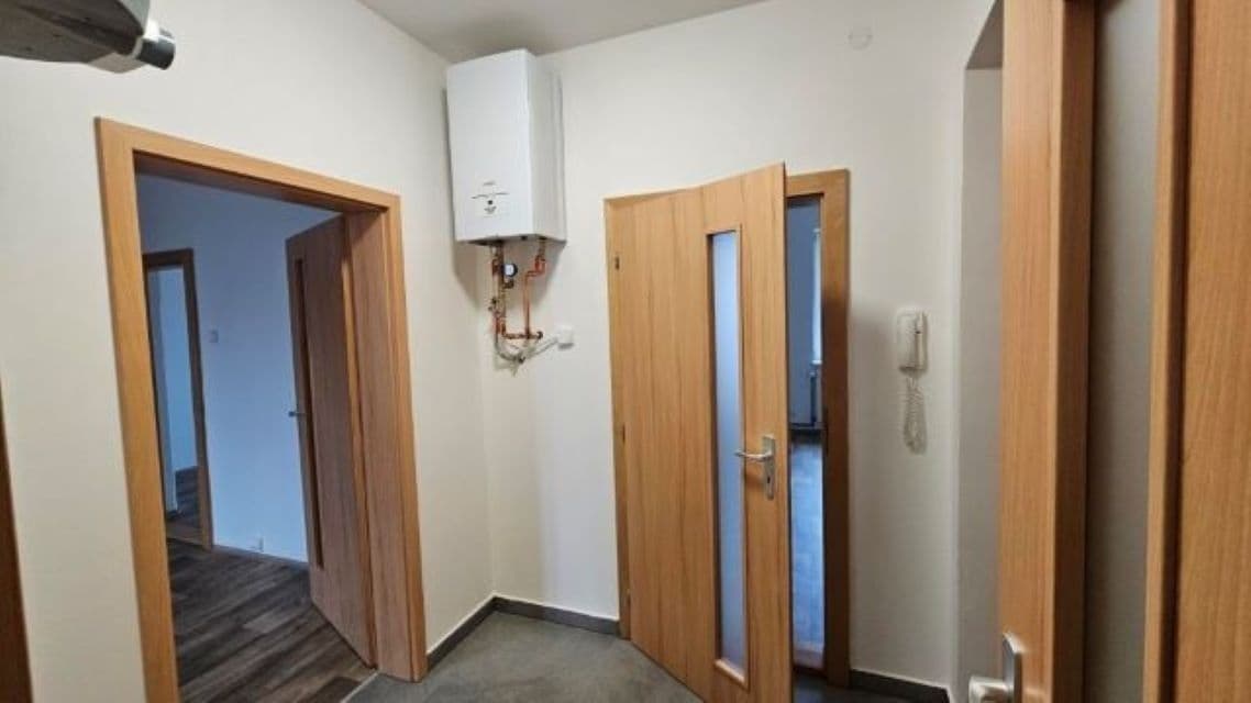 Pronájem bytu 2+1 62 m², K Mistráku, Kaznějov, Plzeňský kraj Pronájem bytu 2+1 62 m², K Mistráku, Kaznějov, Plzeňský kraj