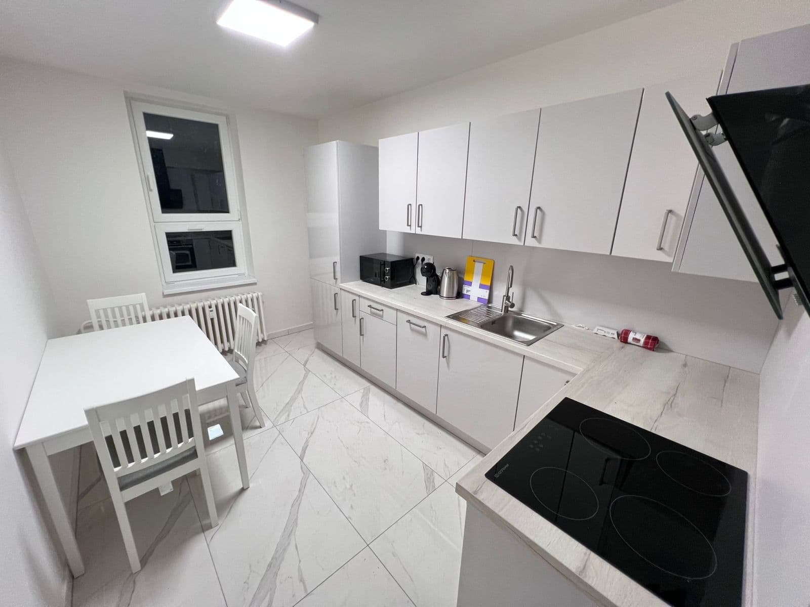 Pronájem bytu 77 m², Koptova, Karlovy Vary, Karlovarský kraj Pronájem bytu 77 m², Koptova, Karlovy Vary, Karlovarský kraj