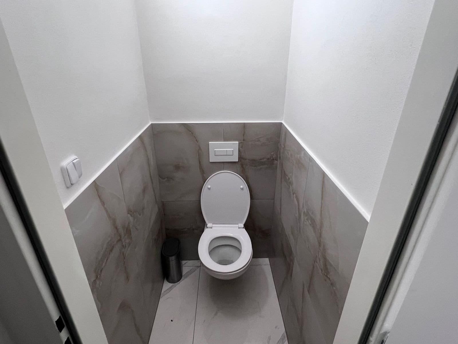 Pronájem bytu 77 m², Koptova, Karlovy Vary, Karlovarský kraj Pronájem bytu 77 m², Koptova, Karlovy Vary, Karlovarský kraj