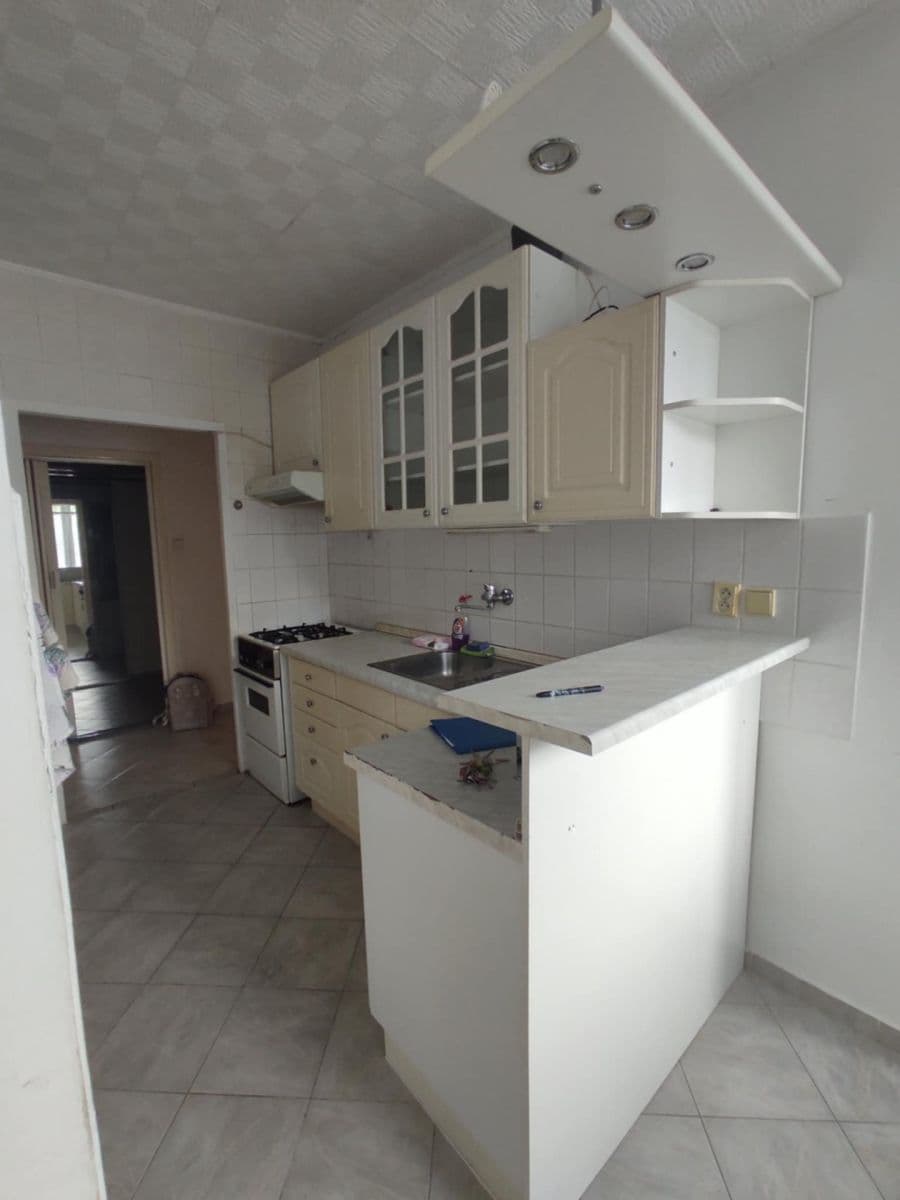 Pronájem bytu 2+1 52 m², Řezáčova, Olomouc, Olomoucký kraj Pronájem bytu 2+1 52 m², Řezáčova, Olomouc, Olomoucký kraj