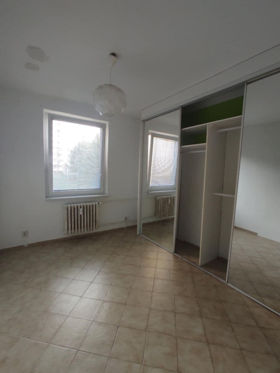Pronájem bytu 2+1 52 m², Řezáčova, Olomouc, Olomoucký kraj Pronájem bytu 2+1 52 m², Řezáčova, Olomouc, Olomoucký kraj