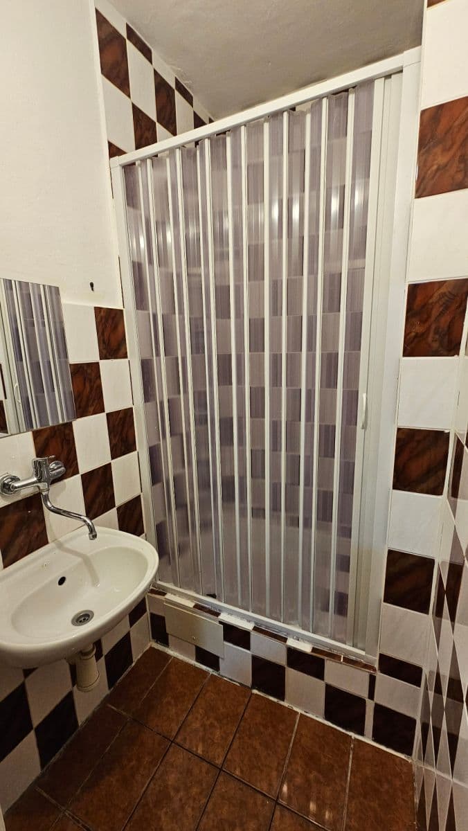 Pronájem bytu 2+kk 35 m², Vrbová, Ústí nad Orlicí, Pardubický kraj Pronájem bytu 2+kk 35 m², Vrbová, Ústí nad Orlicí, Pardubický kraj