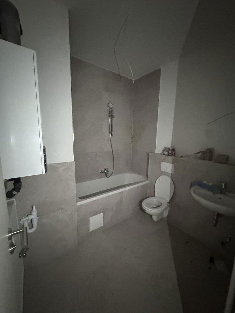 Pronájem bytu 2+1 50 m², Falkenstr. 5, Ludwigshafen, Porýní-Falc Pronájem bytu 2+1 50 m², Falkenstr. 5, Ludwigshafen, Porýní-Falc