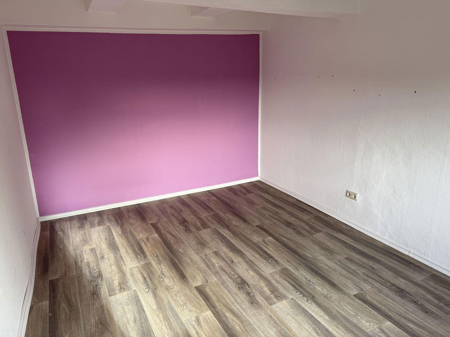 Pronájem bytu 2+kk 61 m², Hötensleben, Sasko-Anhaltsko Pronájem bytu 2+kk 61 m², Hötensleben, Sasko-Anhaltsko