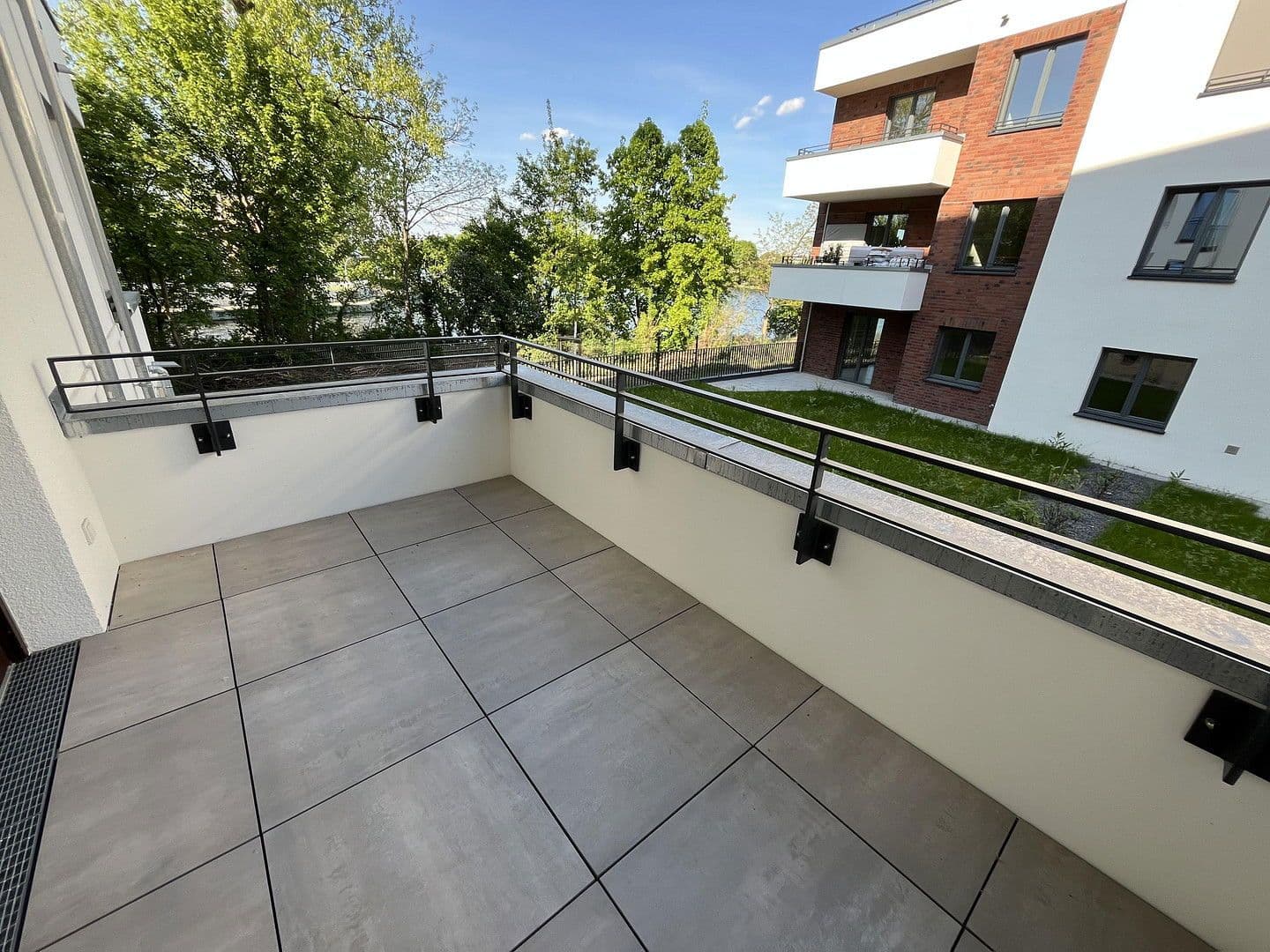 Pronájem bytu 3+1 98 m², Regattastr. 5, Berlin, Berlín Pronájem bytu 3+1 98 m², Regattastr. 5, Berlin, Berlín