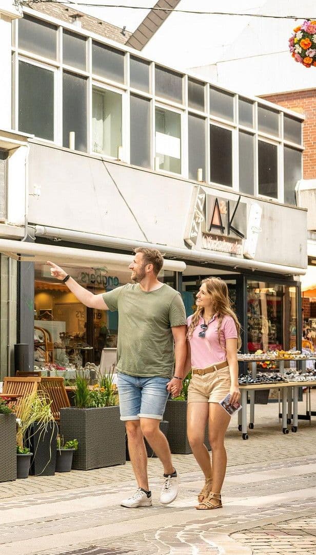 Pronájem nebytového prostoru 200 m², Marktstraße 33, Höxter, Severní Porýní-Vestfálsko Pronájem nebytového prostoru 200 m², Marktstraße 33, Höxter, Severní Porýní-Vestfálsko