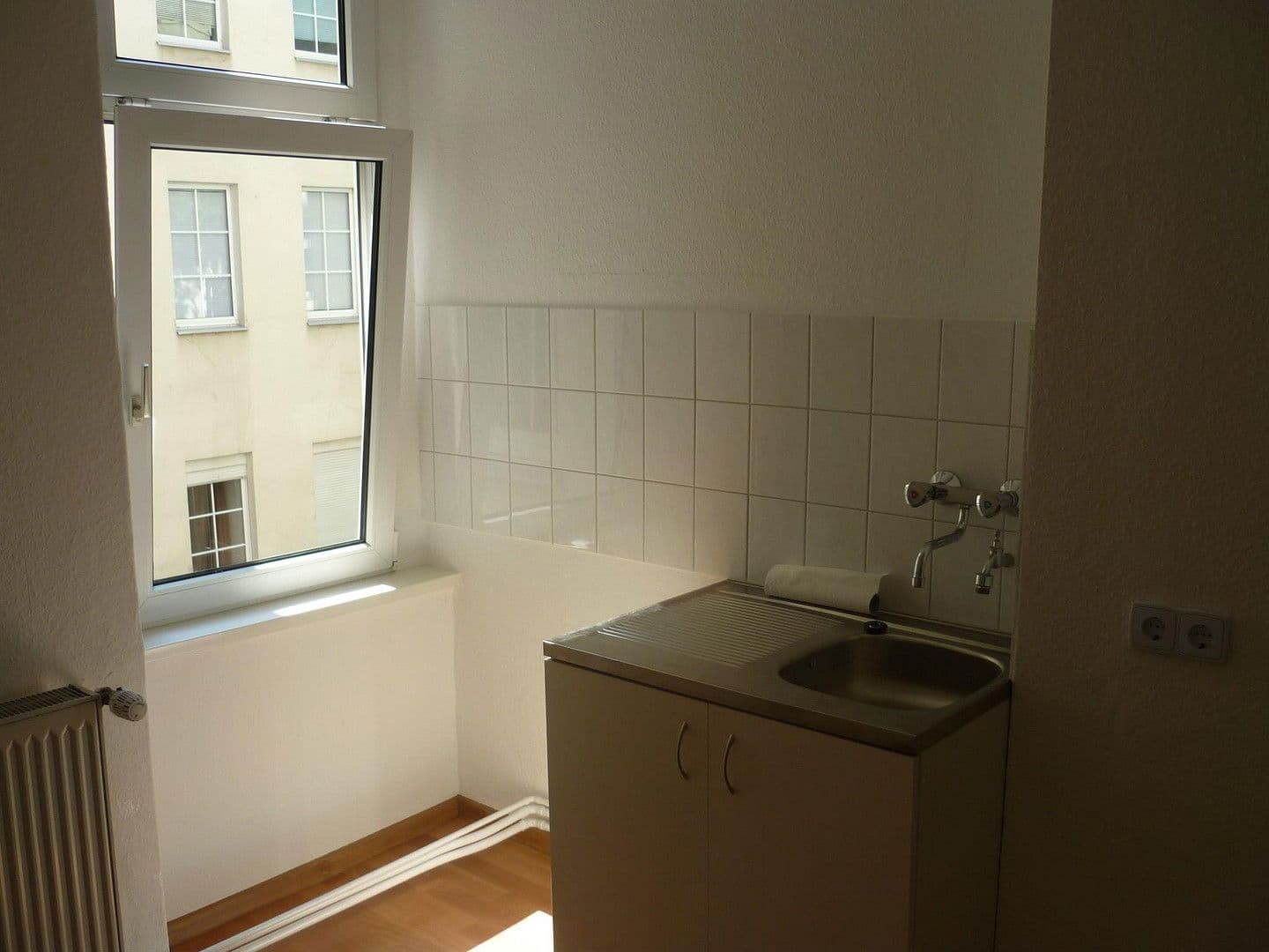 Prodej bytu 2+1 67 m², Grüntaler Straße 18, Berlin, Berlín Prodej bytu 2+1 67 m², Grüntaler Straße 18, Berlin, Berlín