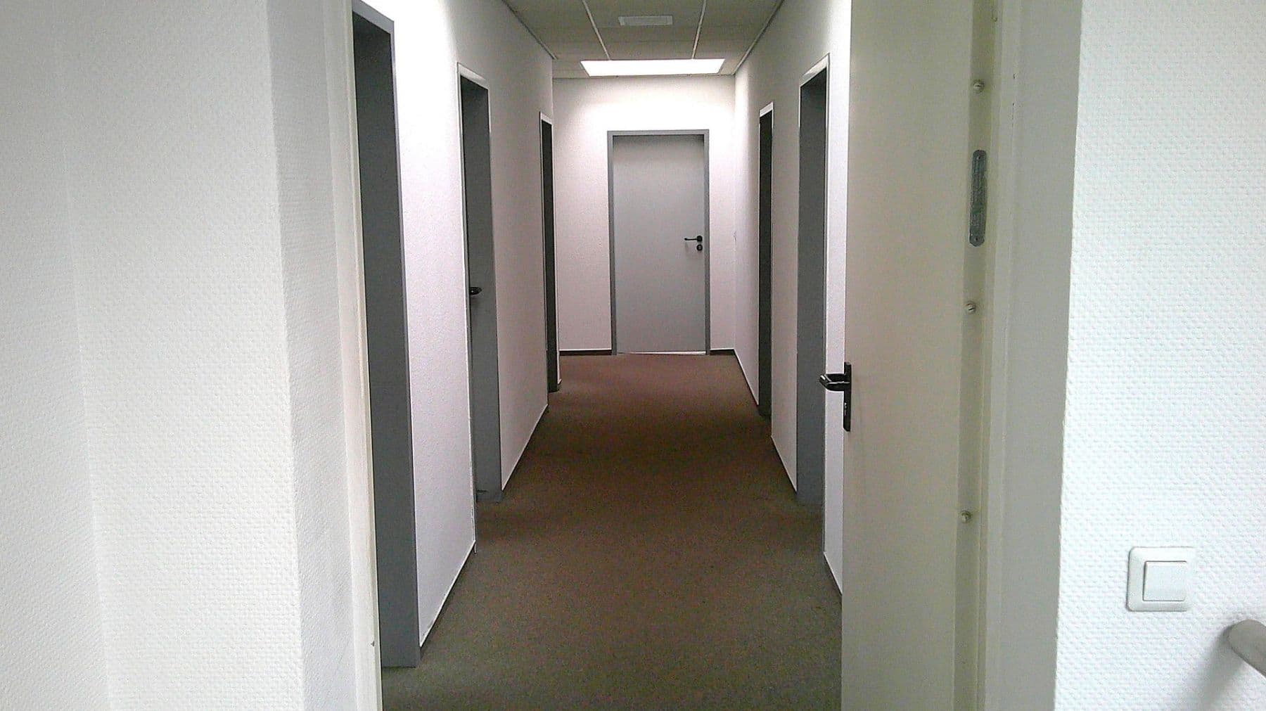 Pronájem nebytového prostoru 5.000 m², Berlin, Berlín Pronájem nebytového prostoru 5.000 m², Berlin, Berlín