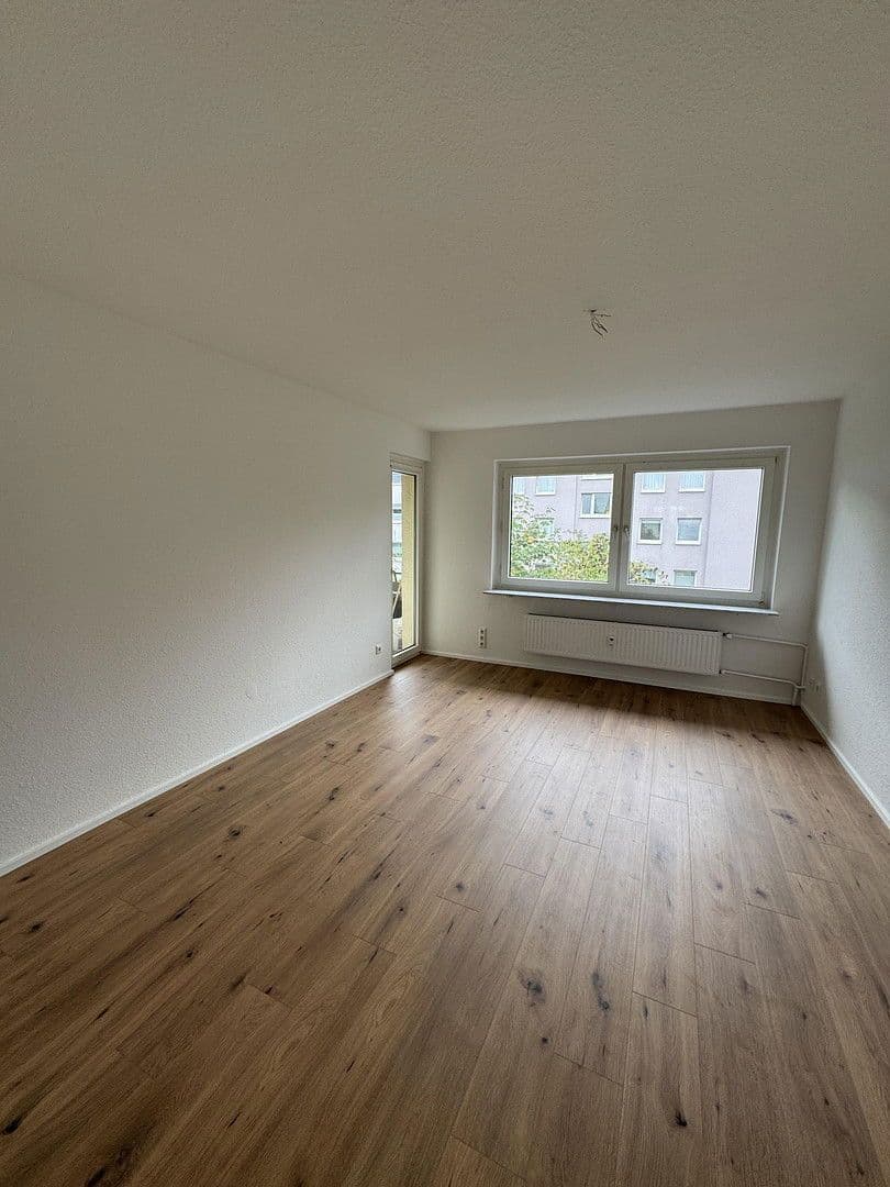 Pronájem bytu 3+1 66 m², Fiedlerstraße 122, Kassel, Hessen Pronájem bytu 3+1 66 m², Fiedlerstraße 122, Kassel, Hessen
