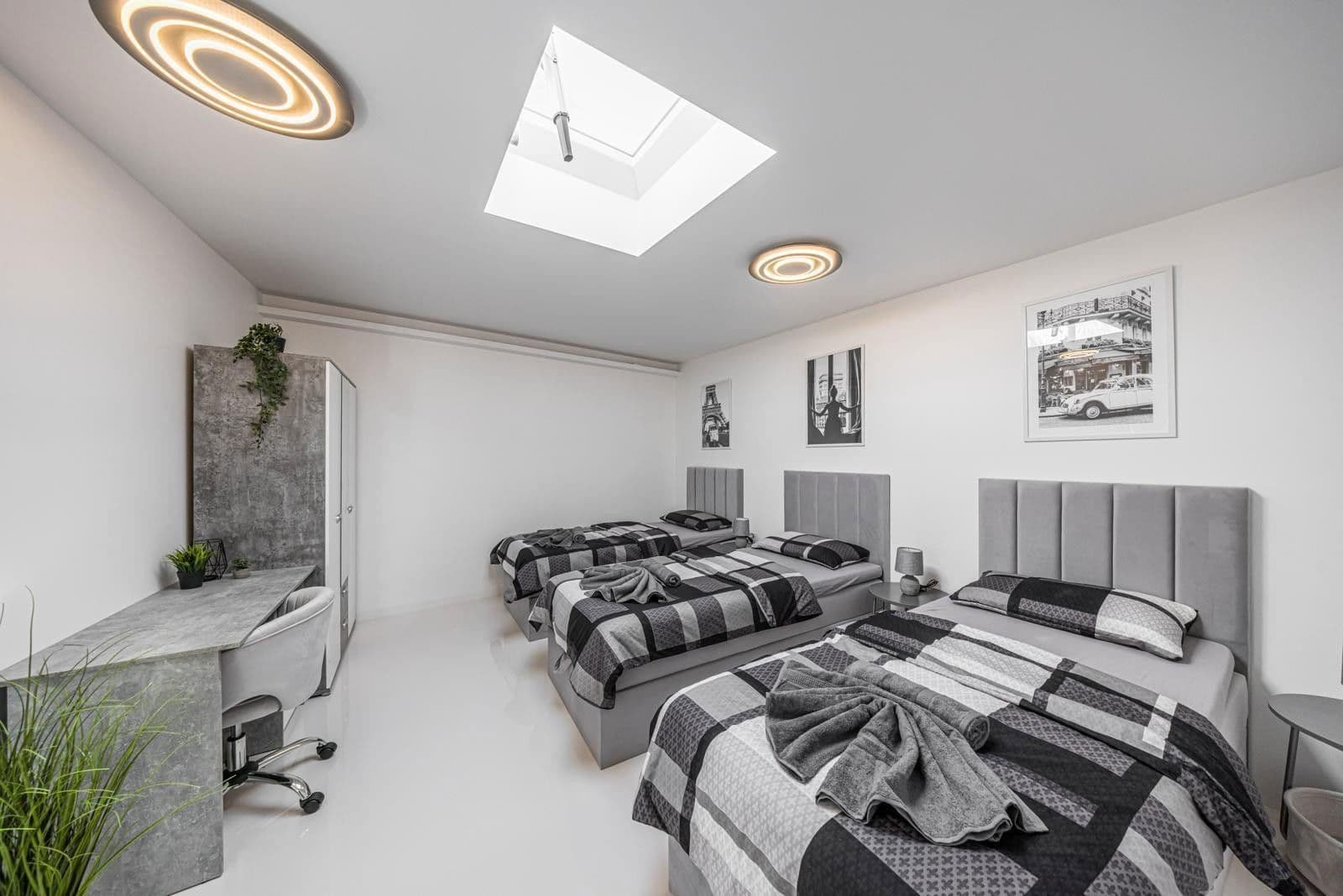 Prodej domu 1.560 m², pozemek 1.070 m², Landsberger Straße 65, Halle, Sasko-Anhaltsko Prodej domu 1.560 m², pozemek 1.070 m², Landsberger Straße 65, Halle, Sasko-Anhaltsko