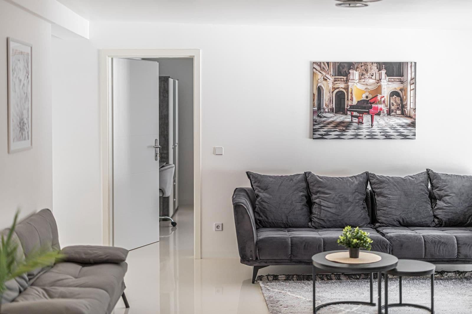 Prodej domu 1.560 m², pozemek 1.070 m², Landsberger Straße 65, Halle, Sasko-Anhaltsko Prodej domu 1.560 m², pozemek 1.070 m², Landsberger Straße 65, Halle, Sasko-Anhaltsko