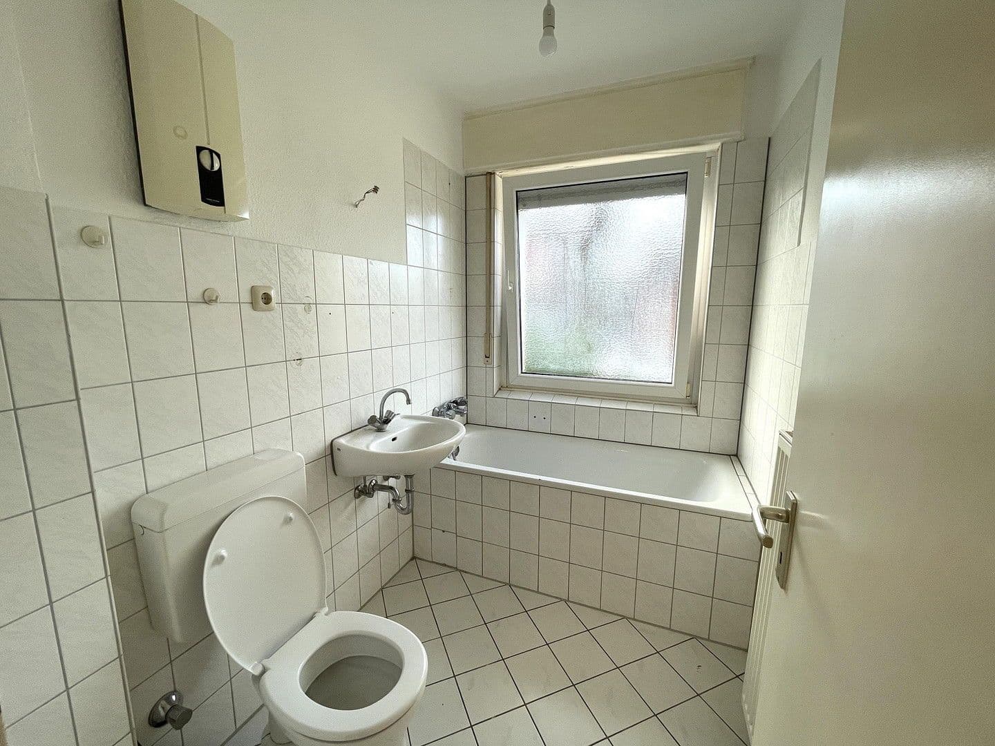 Pronájem bytu 2+1 51 m², Baasstr. 9, Essen, Severní Porýní-Vestfálsko Pronájem bytu 2+1 51 m², Baasstr. 9, Essen, Severní Porýní-Vestfálsko