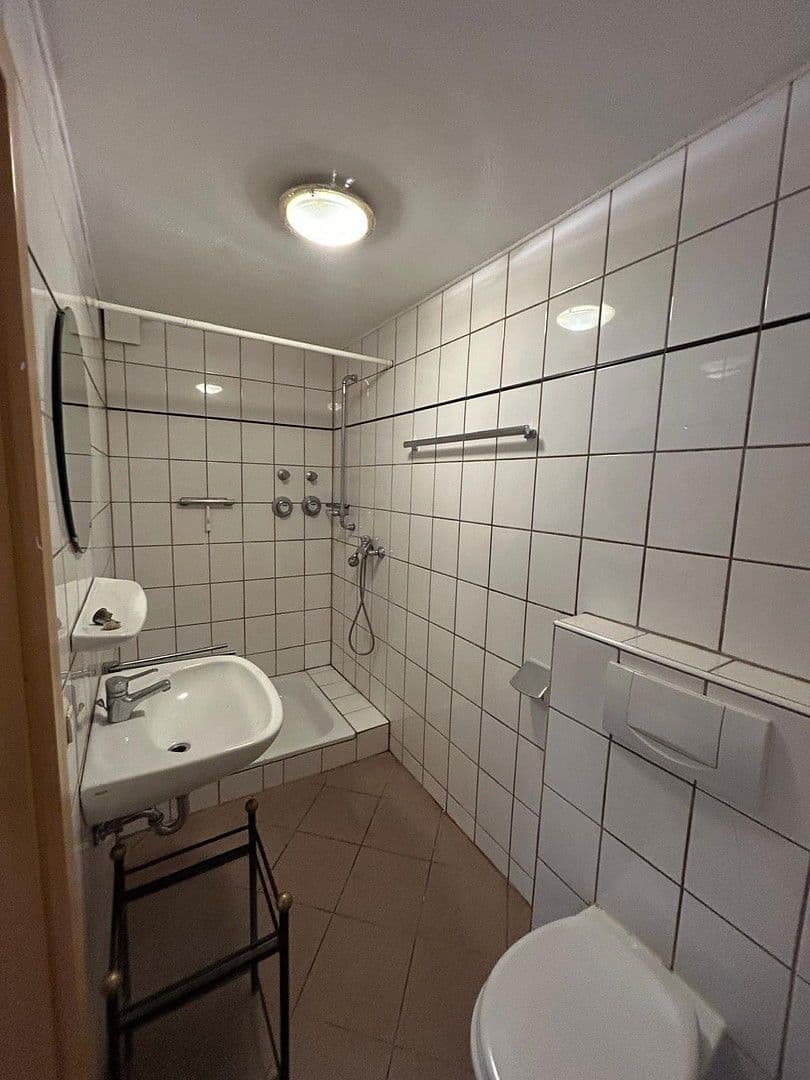 Pronájem bytu 1+1 27 m², Flörsheim, Hessen Pronájem bytu 1+1 27 m², Flörsheim, Hessen