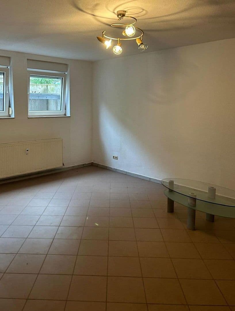 Pronájem bytu 1+1 27 m², Flörsheim, Hessen Pronájem bytu 1+1 27 m², Flörsheim, Hessen