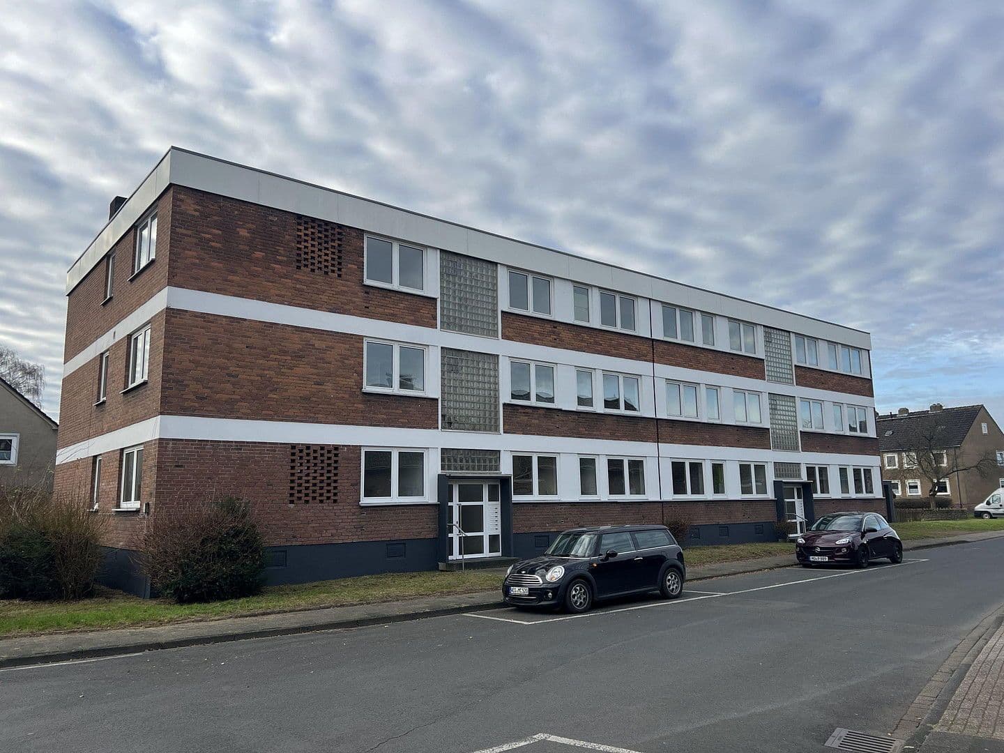 Prodej domu 840 m², pozemek 1.200 m², Schulstraße 70, Kamp-Lintfort, Severní Porýní-Vestfálsko Prodej domu 840 m², pozemek 1.200 m², Schulstraße 70, Kamp-Lintfort, Severní Porýní-Vestfálsko