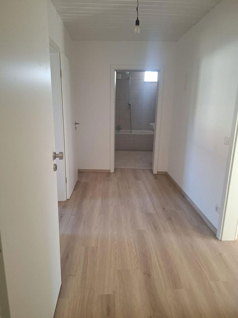 Pronájem bytu 3+1 64 m², Pfaffenhofen, Bavorsko Pronájem bytu 3+1 64 m², Pfaffenhofen, Bavorsko
