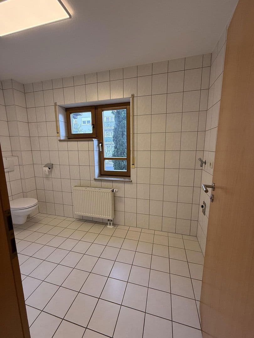 Pronájem bytu 2+1 75 m², Mainzer Ring 13, Walldürn, Bádensko-Württembersko Pronájem bytu 2+1 75 m², Mainzer Ring 13, Walldürn, Bádensko-Württembersko