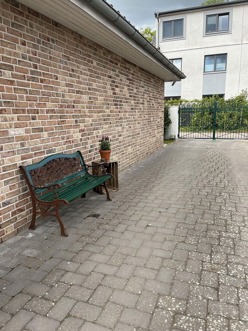 Prodej domu 140 m², pozemek 680 m², Grandweg 13 A, Quickborn, Šlesvicko-Holštýnsko Prodej domu 140 m², pozemek 680 m², Grandweg 13 A, Quickborn, Šlesvicko-Holštýnsko