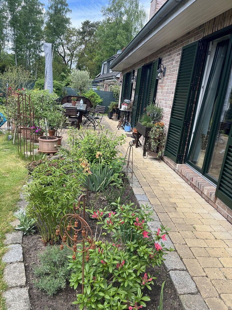 Prodej domu 140 m², pozemek 680 m², Grandweg 13 A, Quickborn, Šlesvicko-Holštýnsko Prodej domu 140 m², pozemek 680 m², Grandweg 13 A, Quickborn, Šlesvicko-Holštýnsko