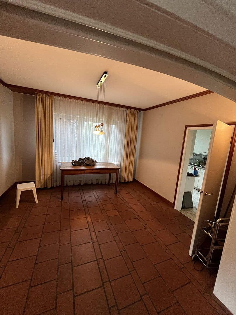 Prodej domu 230 m², pozemek 1.463 m², Königgrätzerstr. 12, Solingen, Severní Porýní-Vestfálsko Prodej domu 230 m², pozemek 1.463 m², Königgrätzerstr. 12, Solingen, Severní Porýní-Vestfálsko