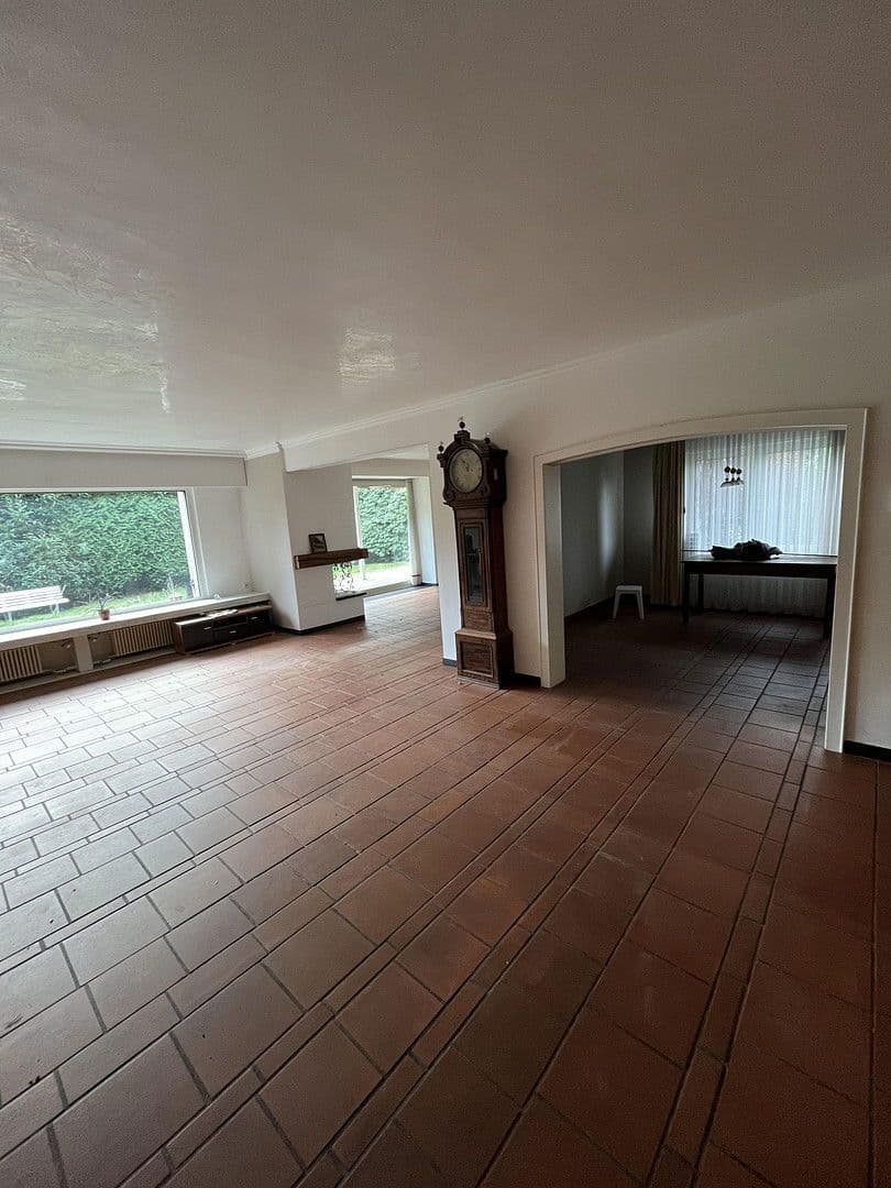 Prodej domu 230 m², pozemek 1.463 m², Königgrätzerstr. 12, Solingen, Severní Porýní-Vestfálsko Prodej domu 230 m², pozemek 1.463 m², Königgrätzerstr. 12, Solingen, Severní Porýní-Vestfálsko