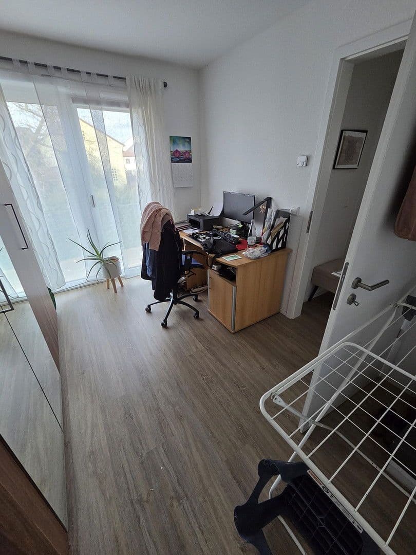 Pronájem bytu 3+1 88 m², Bischofsheim, Hessen Pronájem bytu 3+1 88 m², Bischofsheim, Hessen