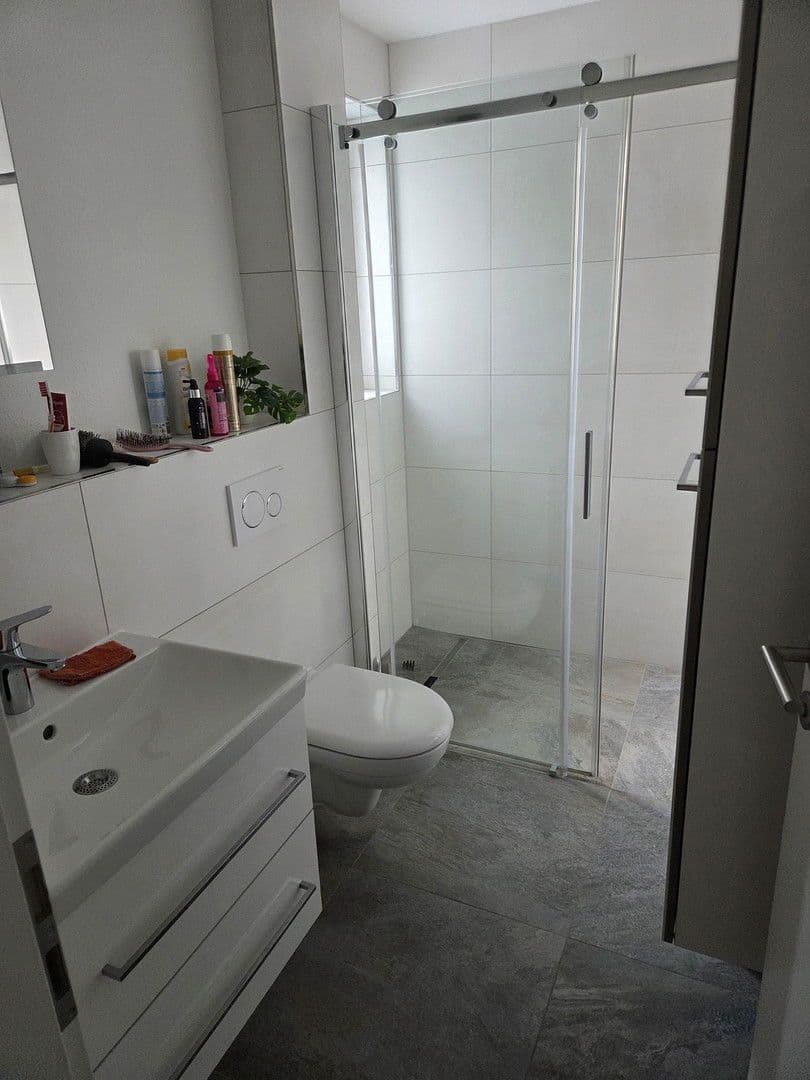 Pronájem bytu 3+1 88 m², Bischofsheim, Hessen Pronájem bytu 3+1 88 m², Bischofsheim, Hessen