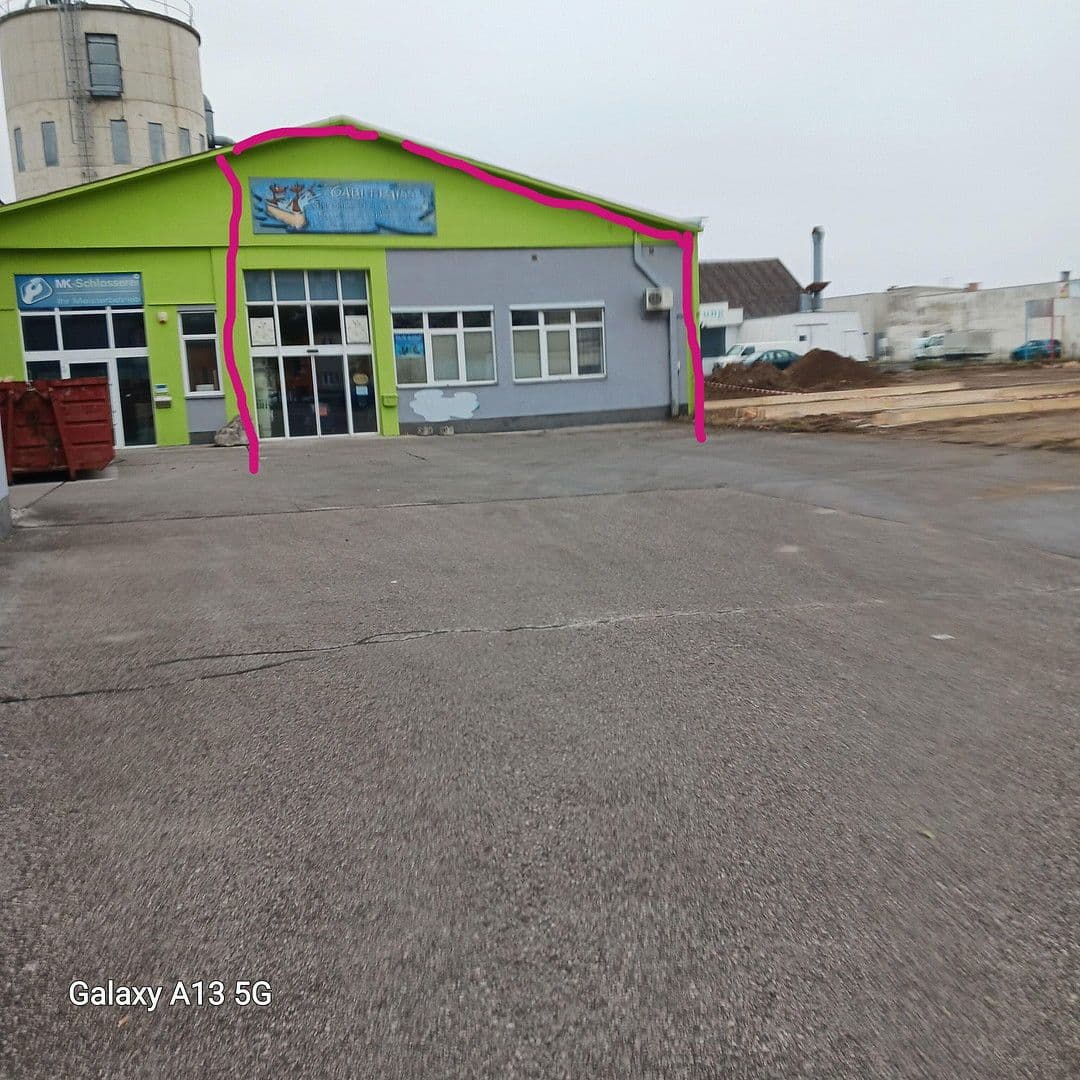 Pronájem nebytového prostoru 1.000 m², Fischauergasse 132, Wiener Neustadt, Dolní Rakousko Pronájem nebytového prostoru 1.000 m², Fischauergasse 132, Wiener Neustadt, Dolní Rakousko