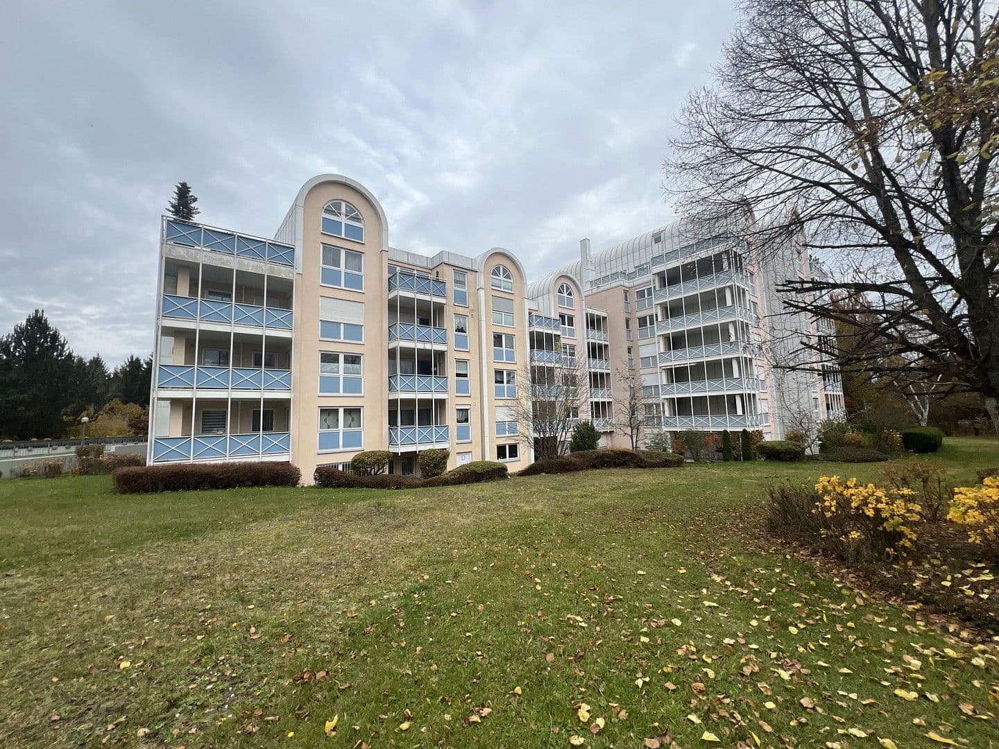 Pronájem bytu 1+kk 47 m², Wilstorfstraße 20, Villingen-Schwenningen, Bádensko-Württembersko Pronájem bytu 1+kk 47 m², Wilstorfstraße 20, Villingen-Schwenningen, Bádensko-Württembersko