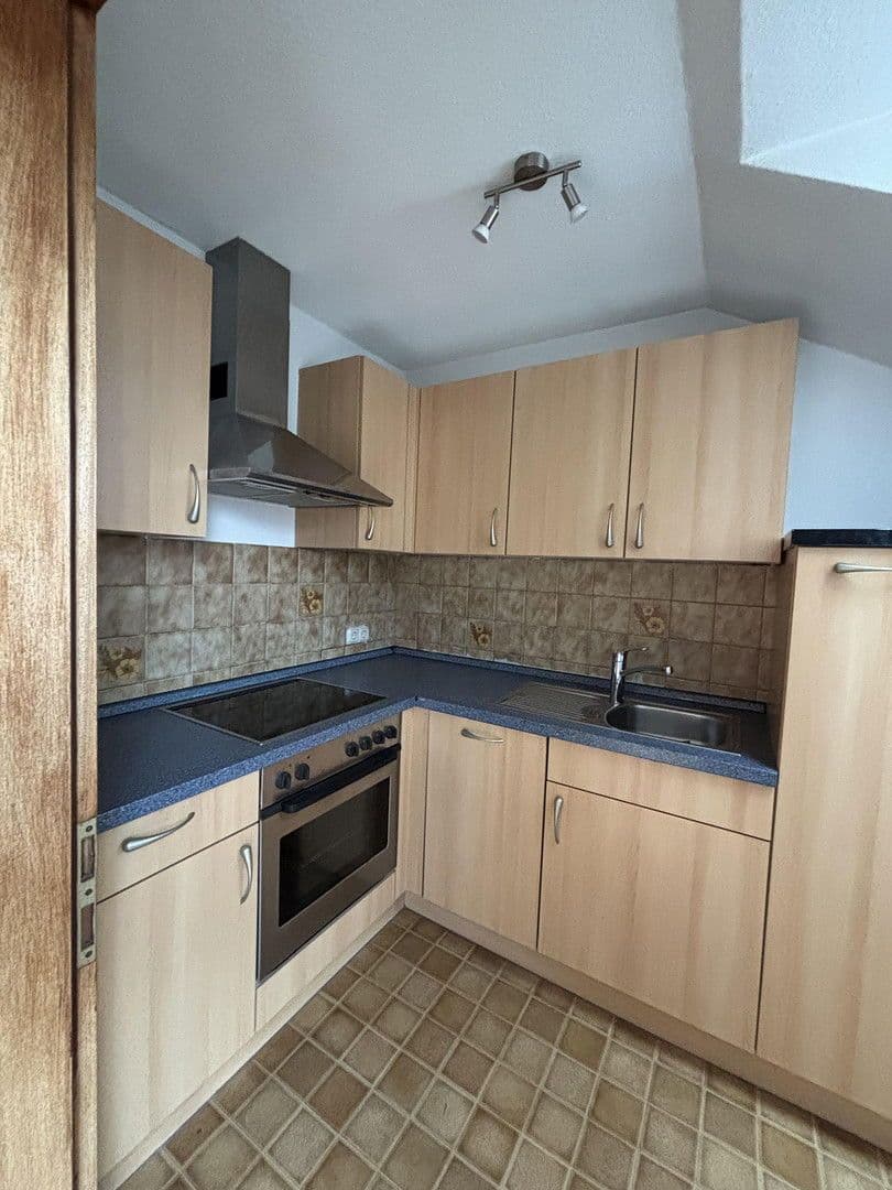 Pronájem bytu 2+1 58 m², Frühlingsstr. 9, Großheubach, Bavorsko Pronájem bytu 2+1 58 m², Frühlingsstr. 9, Großheubach, Bavorsko