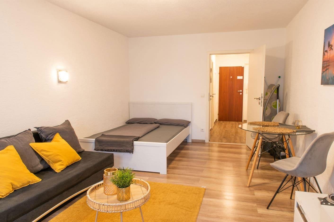 Pronájem bytu 1+1 33 m², Sindelfingen, Bádensko-Württembersko Pronájem bytu 1+1 33 m², Sindelfingen, Bádensko-Württembersko