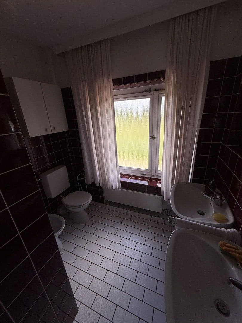 Prodej domu 143 m², pozemek 1.000 m², Haalerstraße 155, Würselen, Severní Porýní-Vestfálsko Prodej domu 143 m², pozemek 1.000 m², Haalerstraße 155, Würselen, Severní Porýní-Vestfálsko