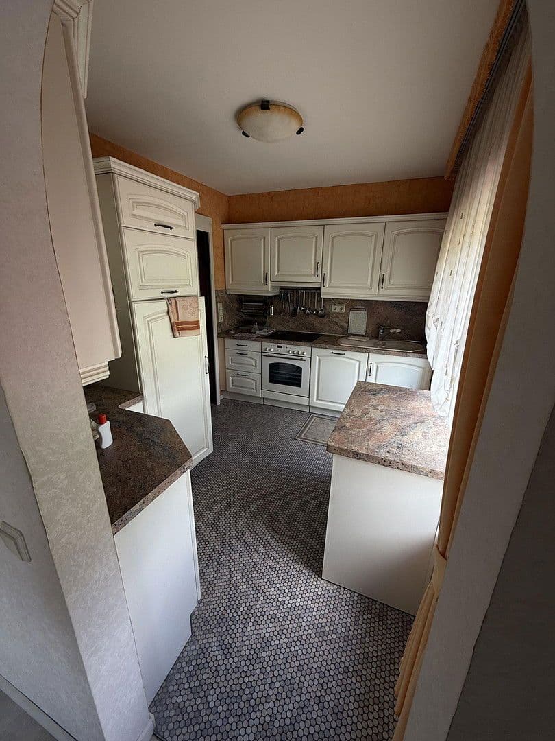 Prodej domu 143 m², pozemek 1.000 m², Haalerstraße 155, Würselen, Severní Porýní-Vestfálsko Prodej domu 143 m², pozemek 1.000 m², Haalerstraße 155, Würselen, Severní Porýní-Vestfálsko