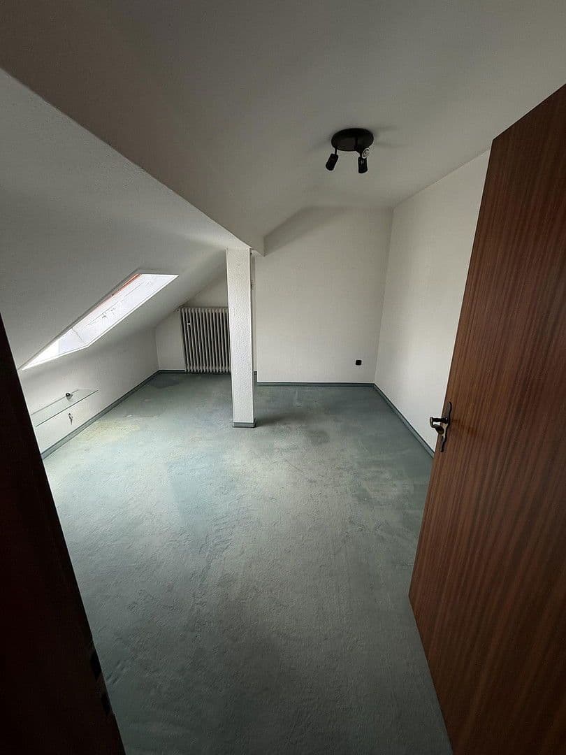 Prodej domu 143 m², pozemek 1.000 m², Haalerstraße 155, Würselen, Severní Porýní-Vestfálsko Prodej domu 143 m², pozemek 1.000 m², Haalerstraße 155, Würselen, Severní Porýní-Vestfálsko