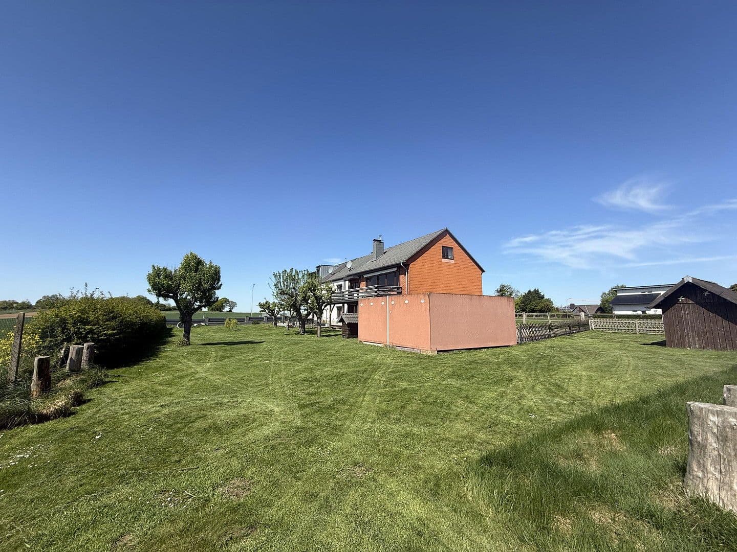 Prodej domu 143 m², pozemek 1.000 m², Haalerstraße 155, Würselen, Severní Porýní-Vestfálsko Prodej domu 143 m², pozemek 1.000 m², Haalerstraße 155, Würselen, Severní Porýní-Vestfálsko