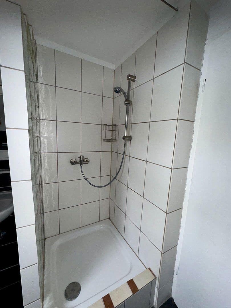 Pronájem bytu 3+1 80 m², Wuppertal Cronenberg, Severní Porýní-Vestfálsko Pronájem bytu 3+1 80 m², Wuppertal Cronenberg, Severní Porýní-Vestfálsko