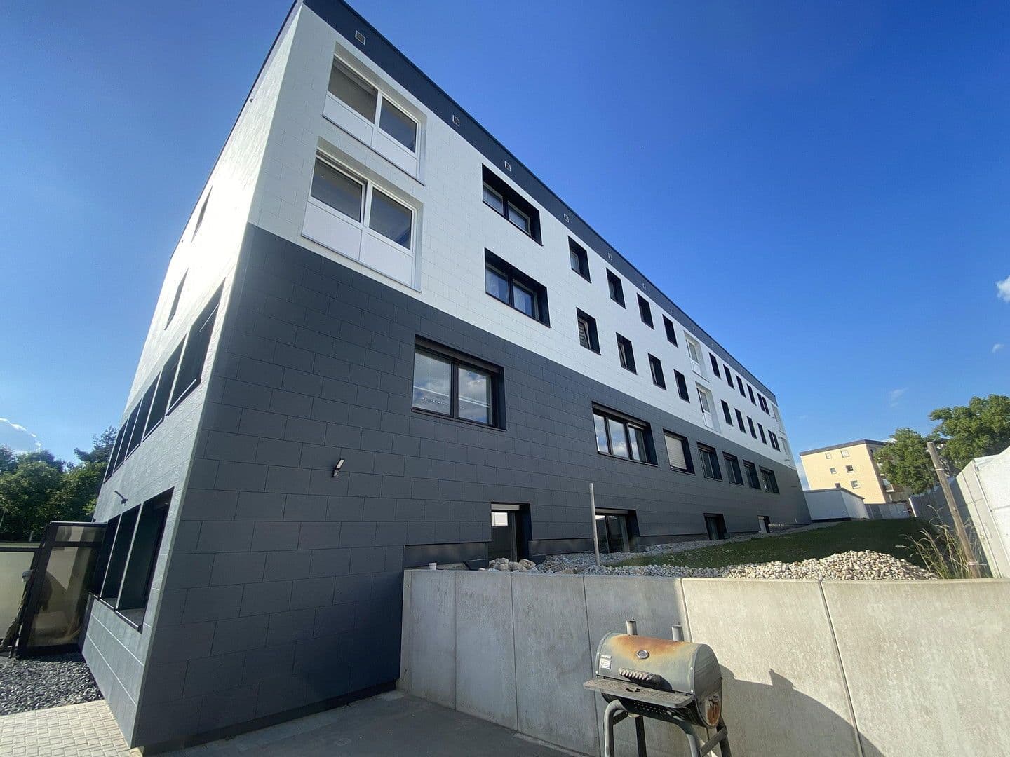 Pronájem kanceláře 393 m², Waldershoferstr. 49/51, Marktredwitz, Bavorsko Pronájem kanceláře 393 m², Waldershoferstr. 49/51, Marktredwitz, Bavorsko