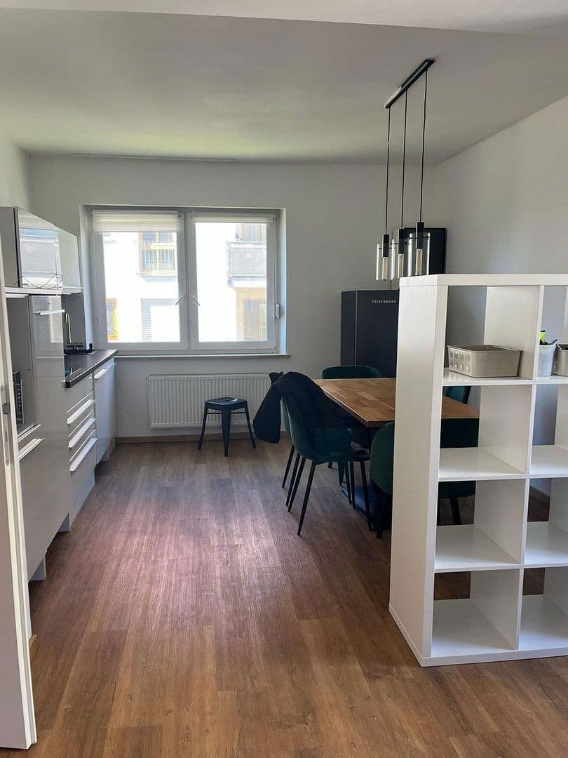 Pronájem bytu 2+kk 60 m², Friesenstraße 8, Augsburg Lechhausen, Bavorsko Pronájem bytu 2+kk 60 m², Friesenstraße 8, Augsburg Lechhausen, Bavorsko