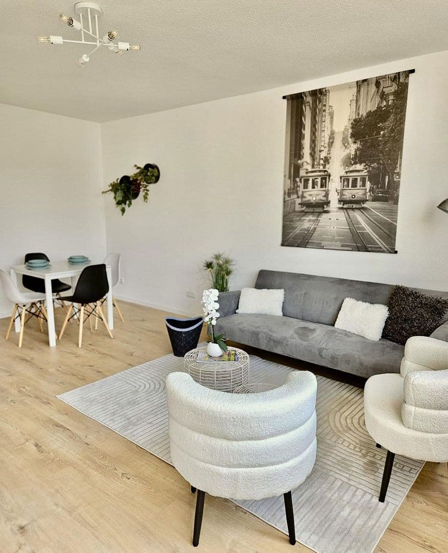 Prodej bytu 2+1 61 m², Lotzstrasse 51, Frankfurt, Hessen Prodej bytu 2+1 61 m², Lotzstrasse 51, Frankfurt, Hessen