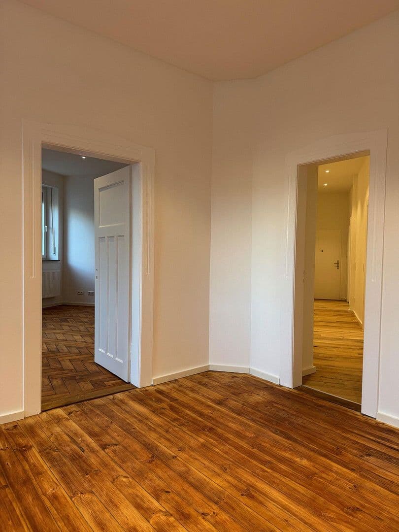 Pronájem bytu 3+1 93 m², Schanzenstraße 16, Nürnberg, Bavorsko Pronájem bytu 3+1 93 m², Schanzenstraße 16, Nürnberg, Bavorsko