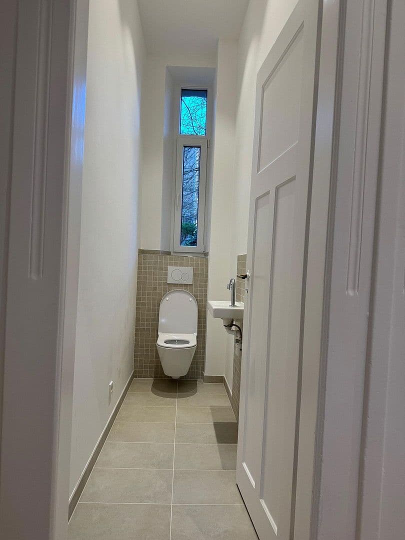 Pronájem bytu 3+1 93 m², Schanzenstraße 16, Nürnberg, Bavorsko Pronájem bytu 3+1 93 m², Schanzenstraße 16, Nürnberg, Bavorsko