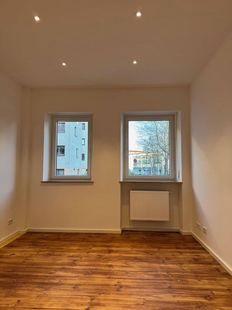 Pronájem bytu 3+1 93 m², Schanzenstraße 16, Nürnberg, Bavorsko Pronájem bytu 3+1 93 m², Schanzenstraße 16, Nürnberg, Bavorsko