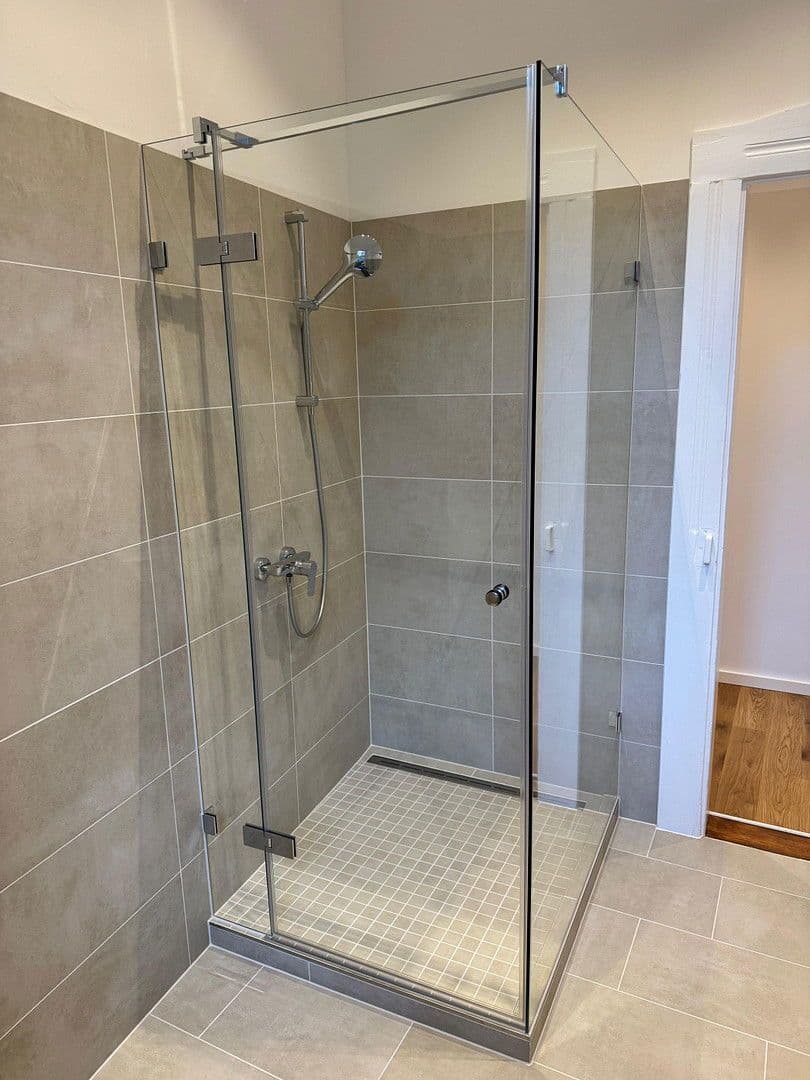 Pronájem bytu 3+1 93 m², Schanzenstraße 16, Nürnberg, Bavorsko Pronájem bytu 3+1 93 m², Schanzenstraße 16, Nürnberg, Bavorsko