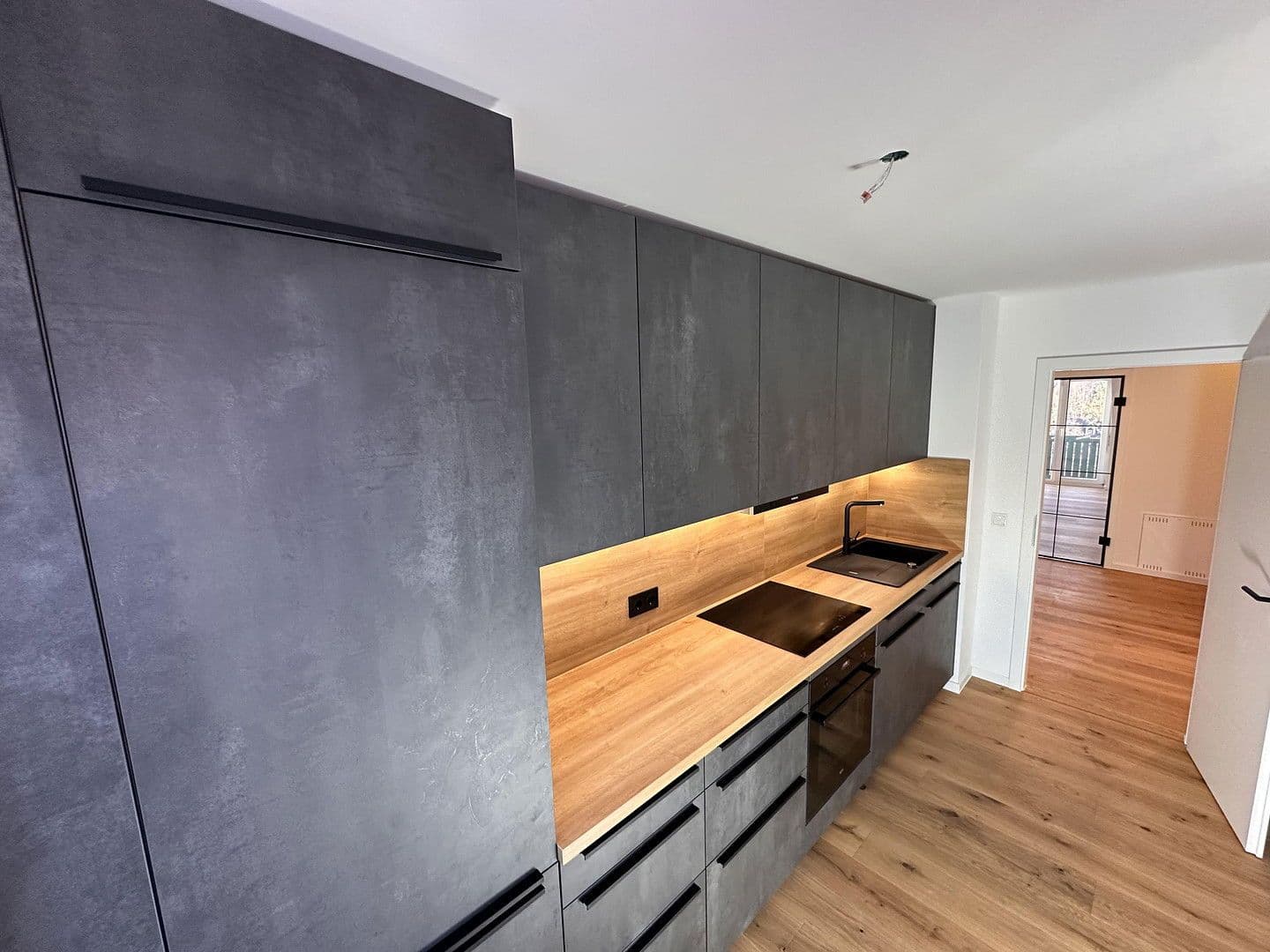 Prodej bytu 3+1 70 m², Dresden, Sasko Prodej bytu 3+1 70 m², Dresden, Sasko