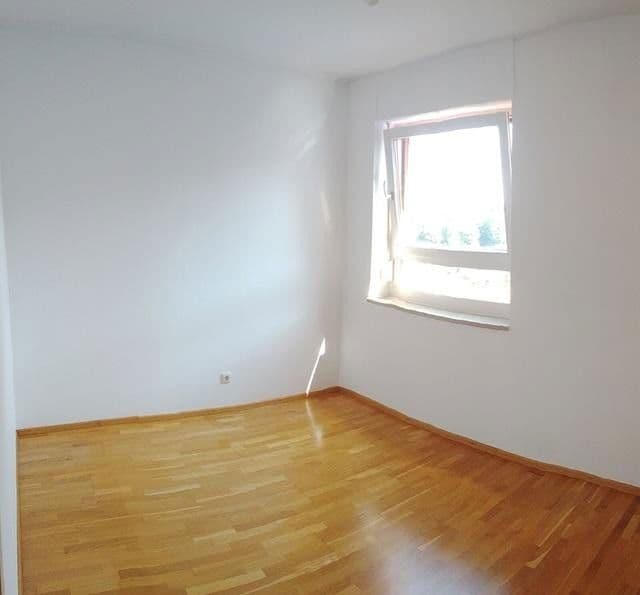 Prodej bytu 3+kk 78 m², Unterhaching, Bavorsko Prodej bytu 3+kk 78 m², Unterhaching, Bavorsko