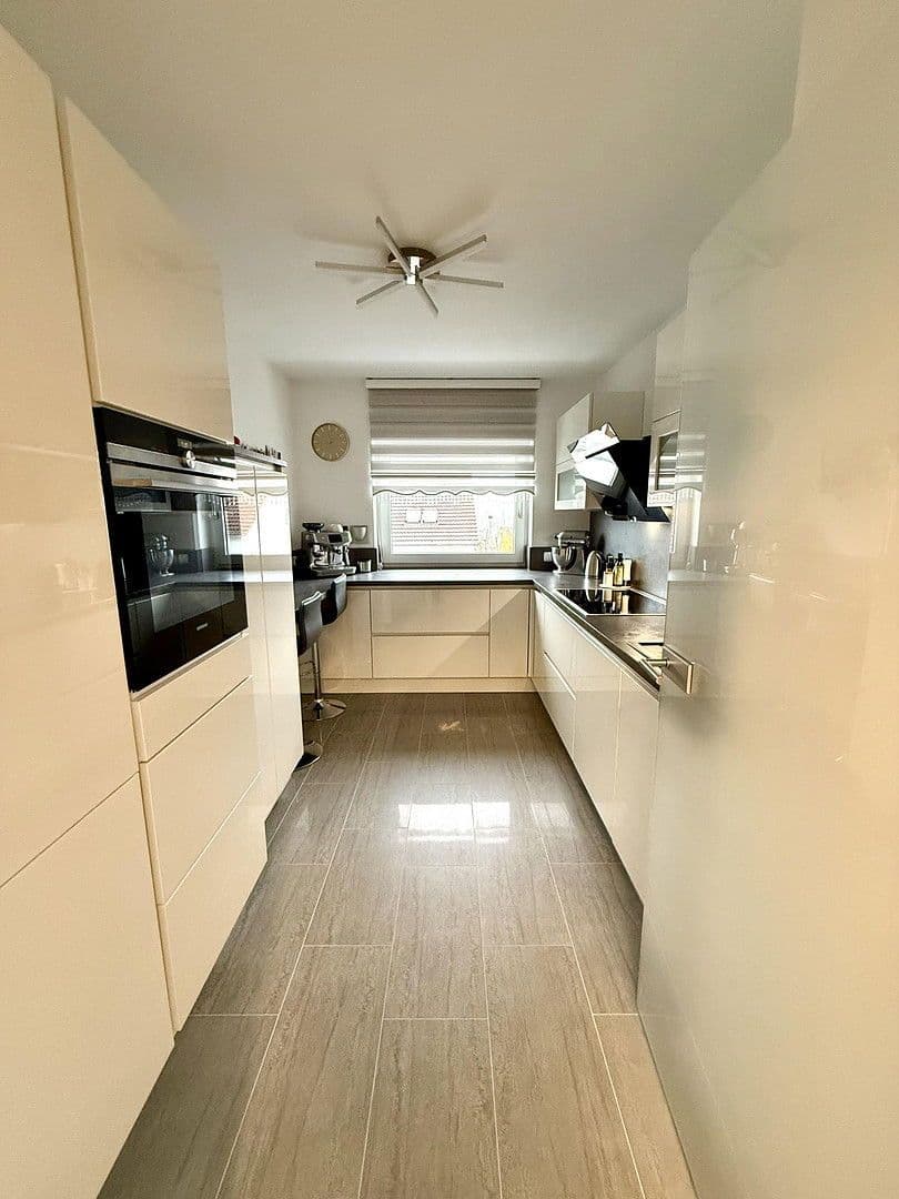 Pronájem bytu 3+kk 86 m², Teudaldstr. 3, Nackenheim, Porýní-Falc Pronájem bytu 3+kk 86 m², Teudaldstr. 3, Nackenheim, Porýní-Falc