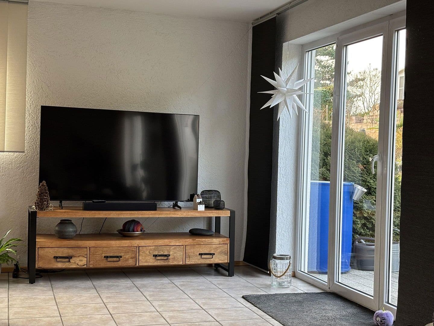 Prodej domu 193 m², pozemek 347 m², Hermann-Hesse-Straße 44 1, Niefern-Öschelbronn, Bádensko-Württembersko Prodej domu 193 m², pozemek 347 m², Hermann-Hesse-Straße 44 1, Niefern-Öschelbronn, Bádensko-Württembersko