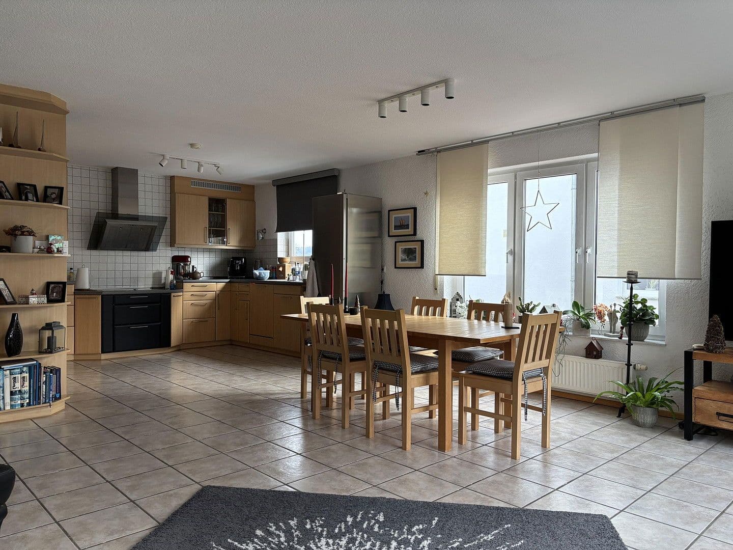 Prodej domu 193 m², pozemek 347 m², Hermann-Hesse-Straße 44 1, Niefern-Öschelbronn, Bádensko-Württembersko Prodej domu 193 m², pozemek 347 m², Hermann-Hesse-Straße 44 1, Niefern-Öschelbronn, Bádensko-Württembersko