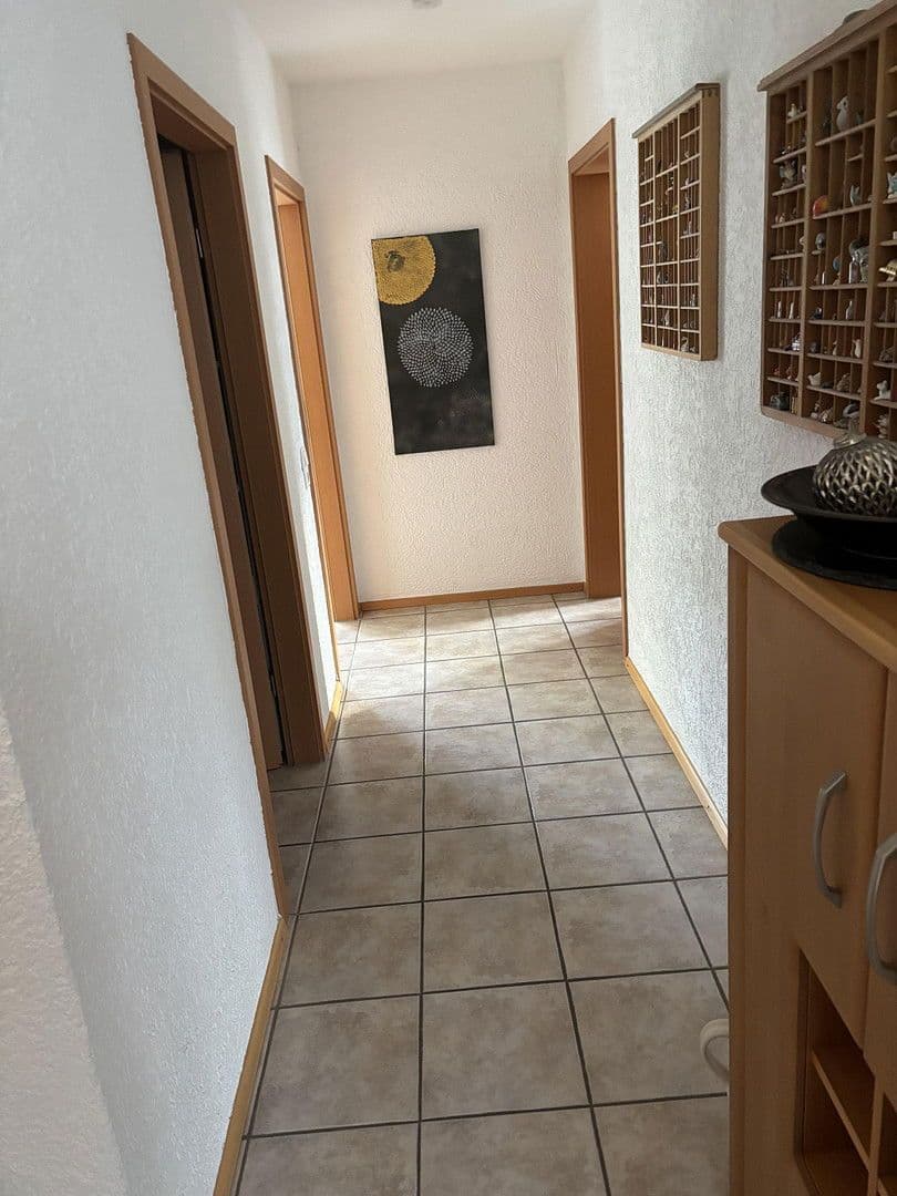 Prodej domu 193 m², pozemek 347 m², Hermann-Hesse-Straße 44 1, Niefern-Öschelbronn, Bádensko-Württembersko Prodej domu 193 m², pozemek 347 m², Hermann-Hesse-Straße 44 1, Niefern-Öschelbronn, Bádensko-Württembersko