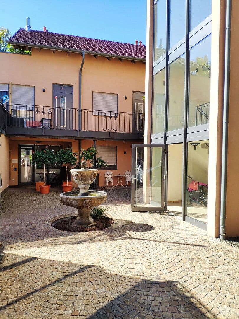 Pronájem bytu 3+1 72 m², Untere Buchstr. 18, Jockgrim, Porýní-Falc Pronájem bytu 3+1 72 m², Untere Buchstr. 18, Jockgrim, Porýní-Falc